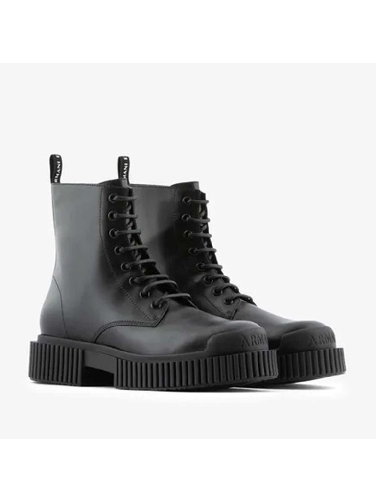 Armani Exchange Woman Anfibi in pelle XDM-XV628