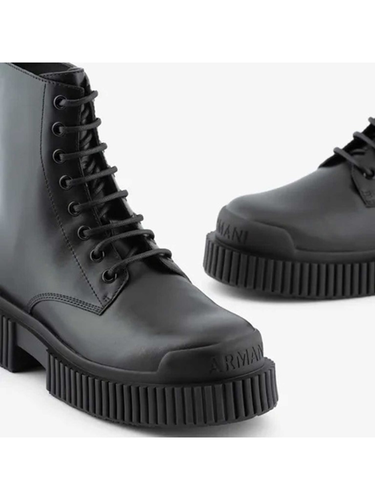 Armani Exchange Woman Anfibi in pelle XDM-XV628