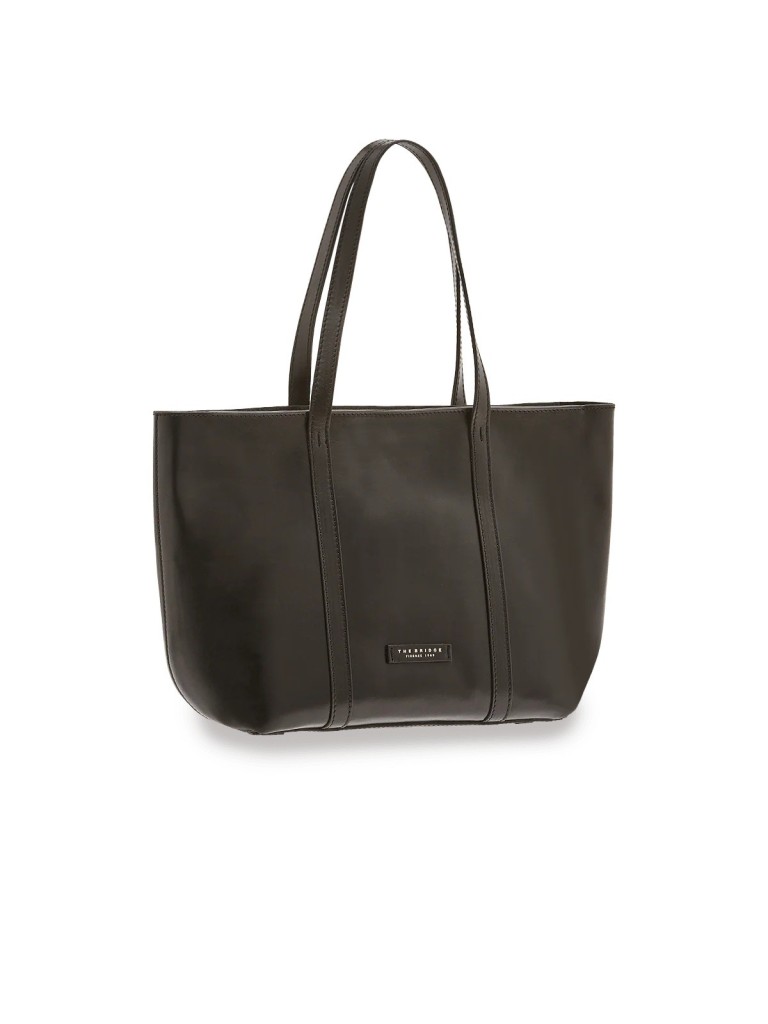 Thebridge Shopping 04202001