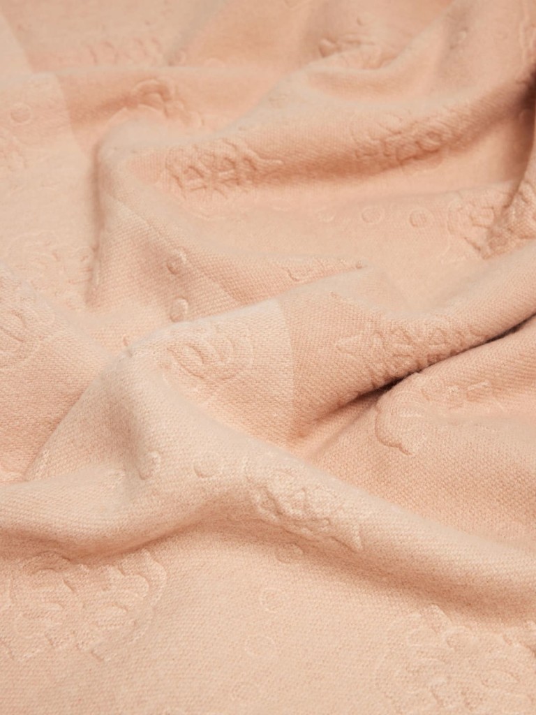 Guess Scarf 70x180 Aw5419pol03